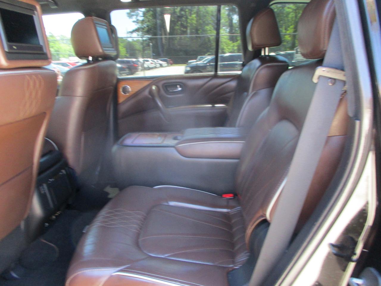Infiniti QX80 4WD 2015