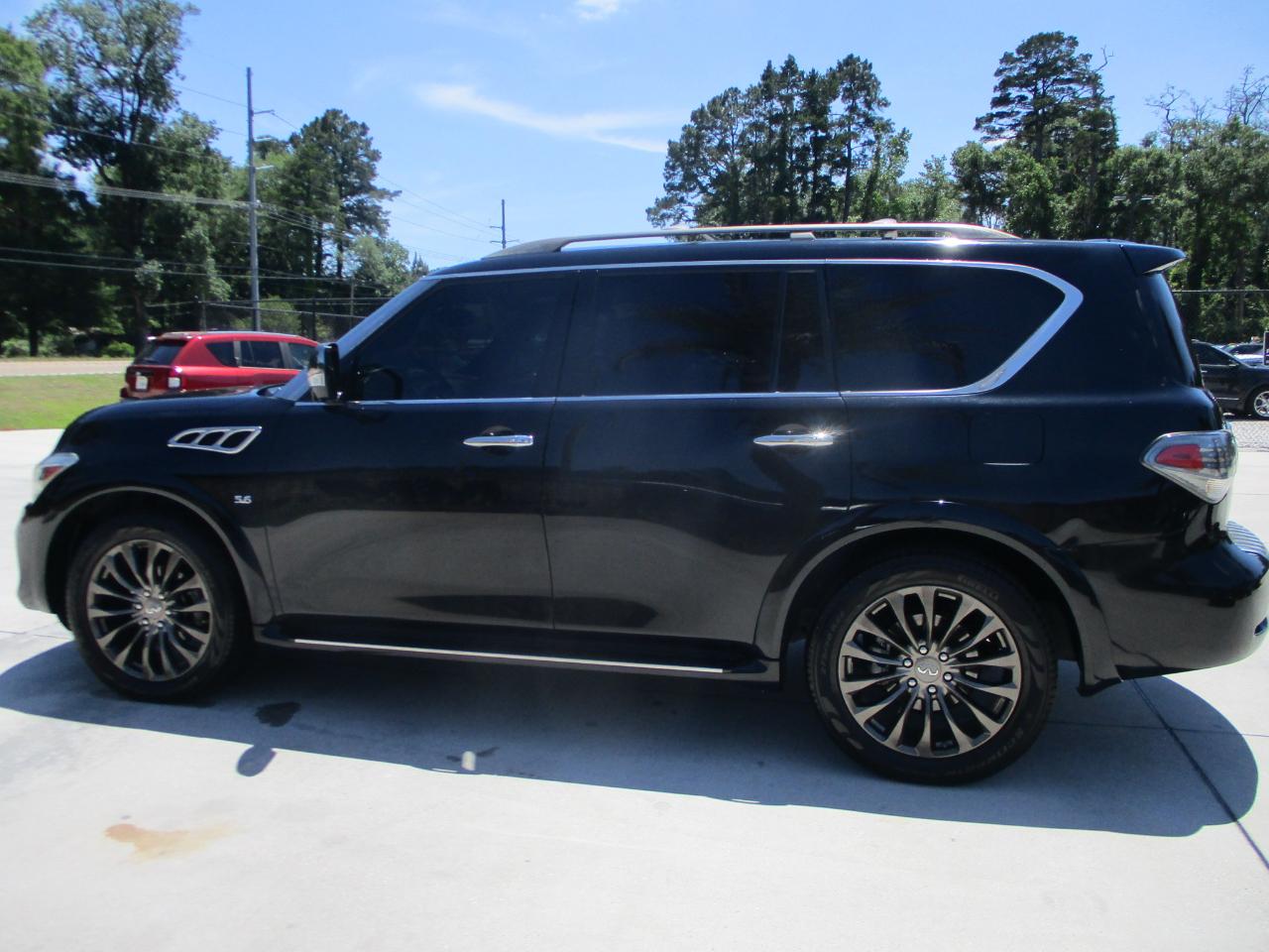 Infiniti QX80 4WD 2015