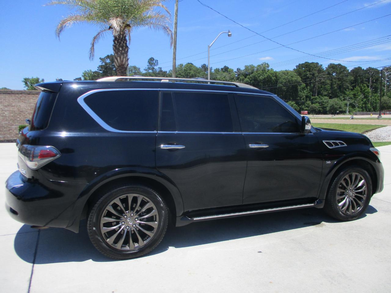 Infiniti QX80 4WD 2015