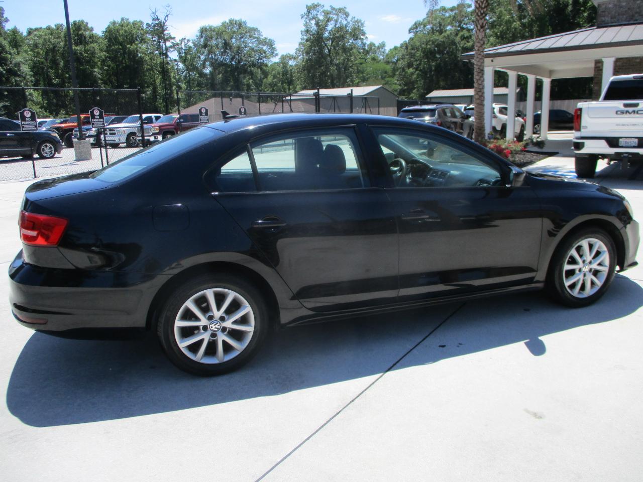 Volkswagen Jetta SE 6A 2015