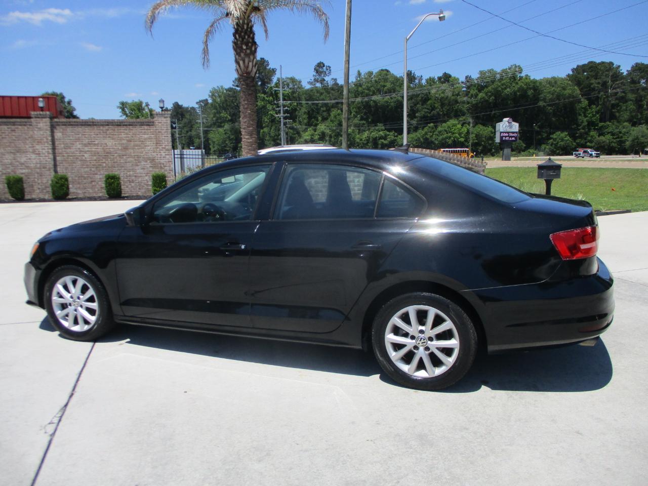 Volkswagen Jetta SE 6A 2015