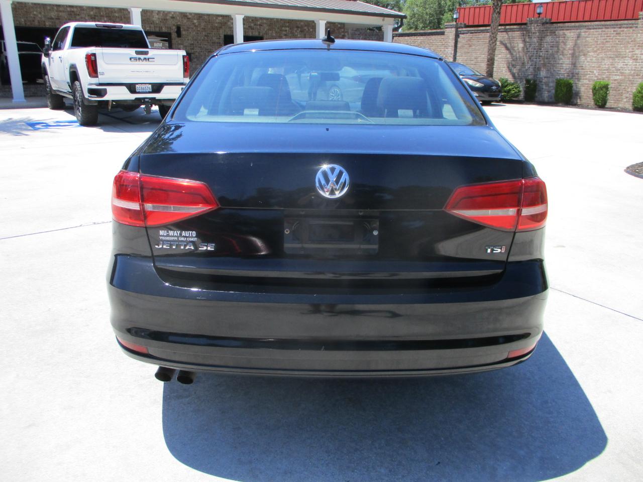 Volkswagen Jetta SE 6A 2015