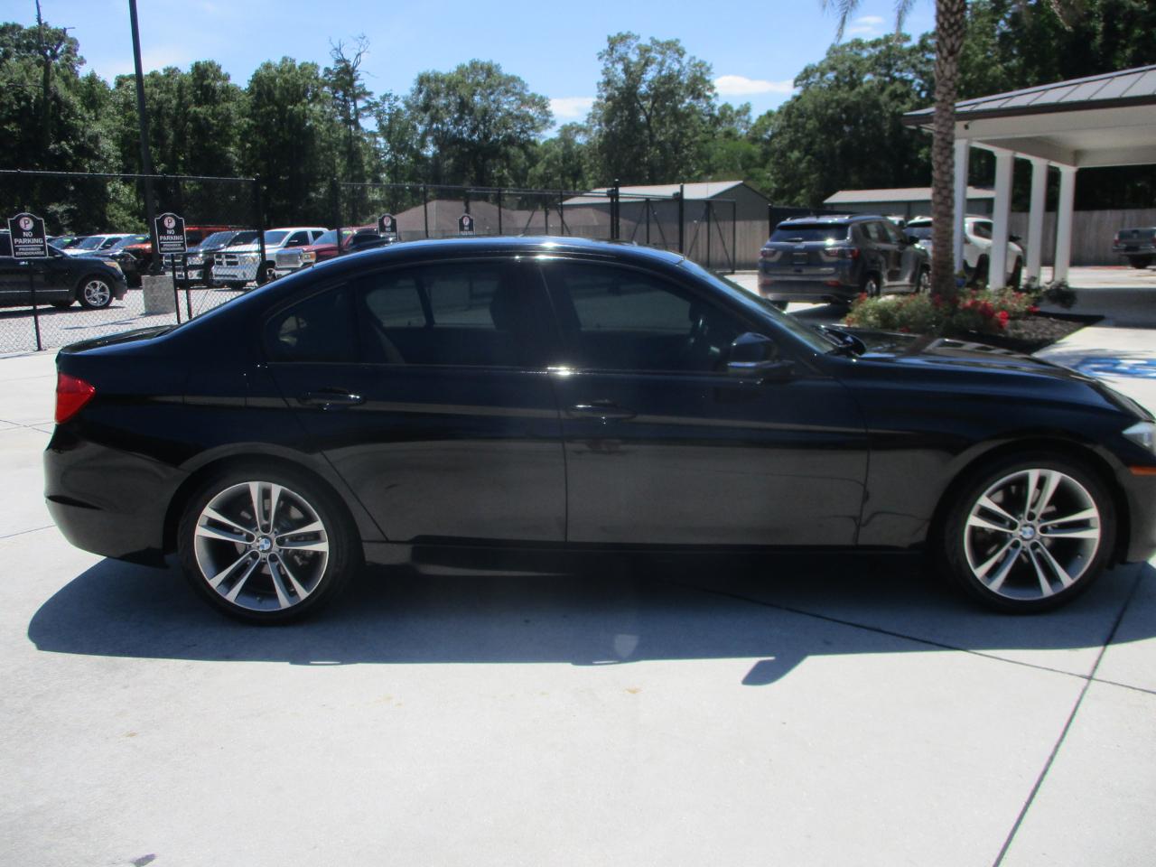 BMW 3-Series 328i Sedan 2015