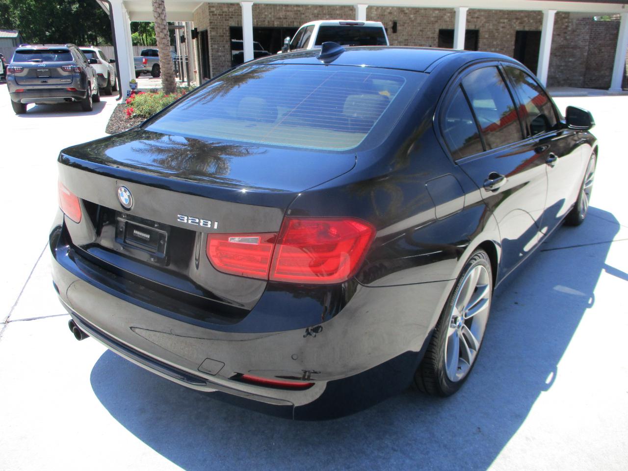 BMW 3-Series 328i Sedan 2015