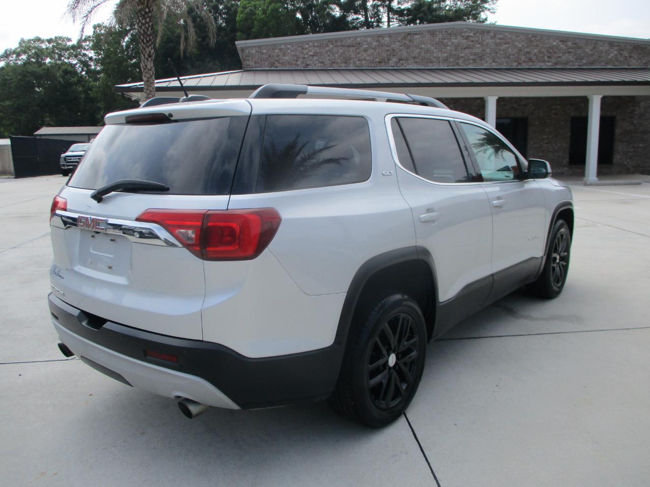 GMC Acadia SLT-1 FWD 2017
