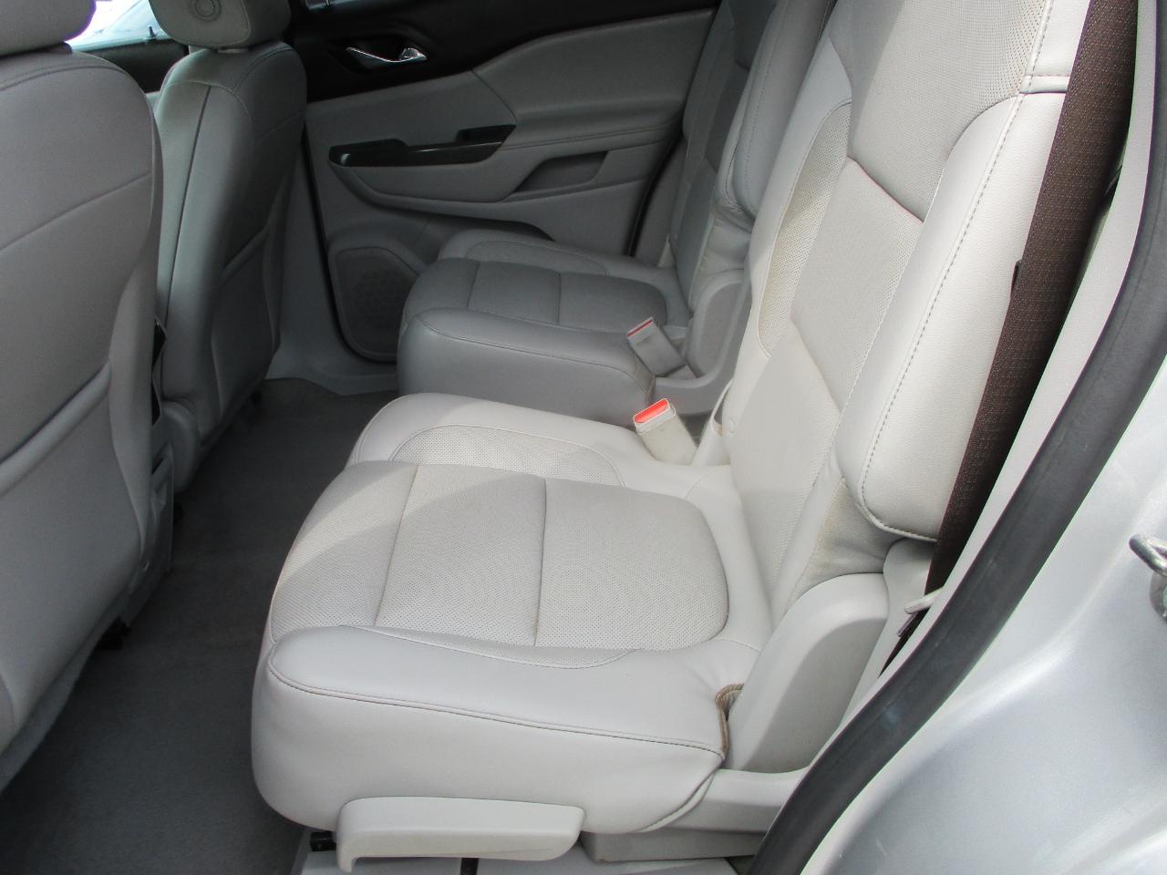 GMC Acadia SLT-1 FWD 2017