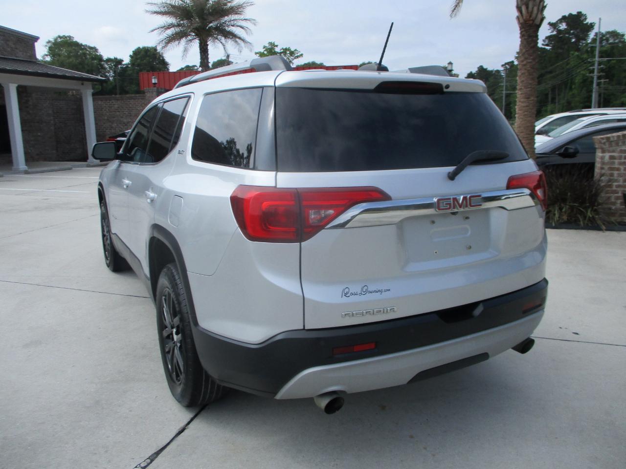GMC Acadia SLT-1 FWD 2017