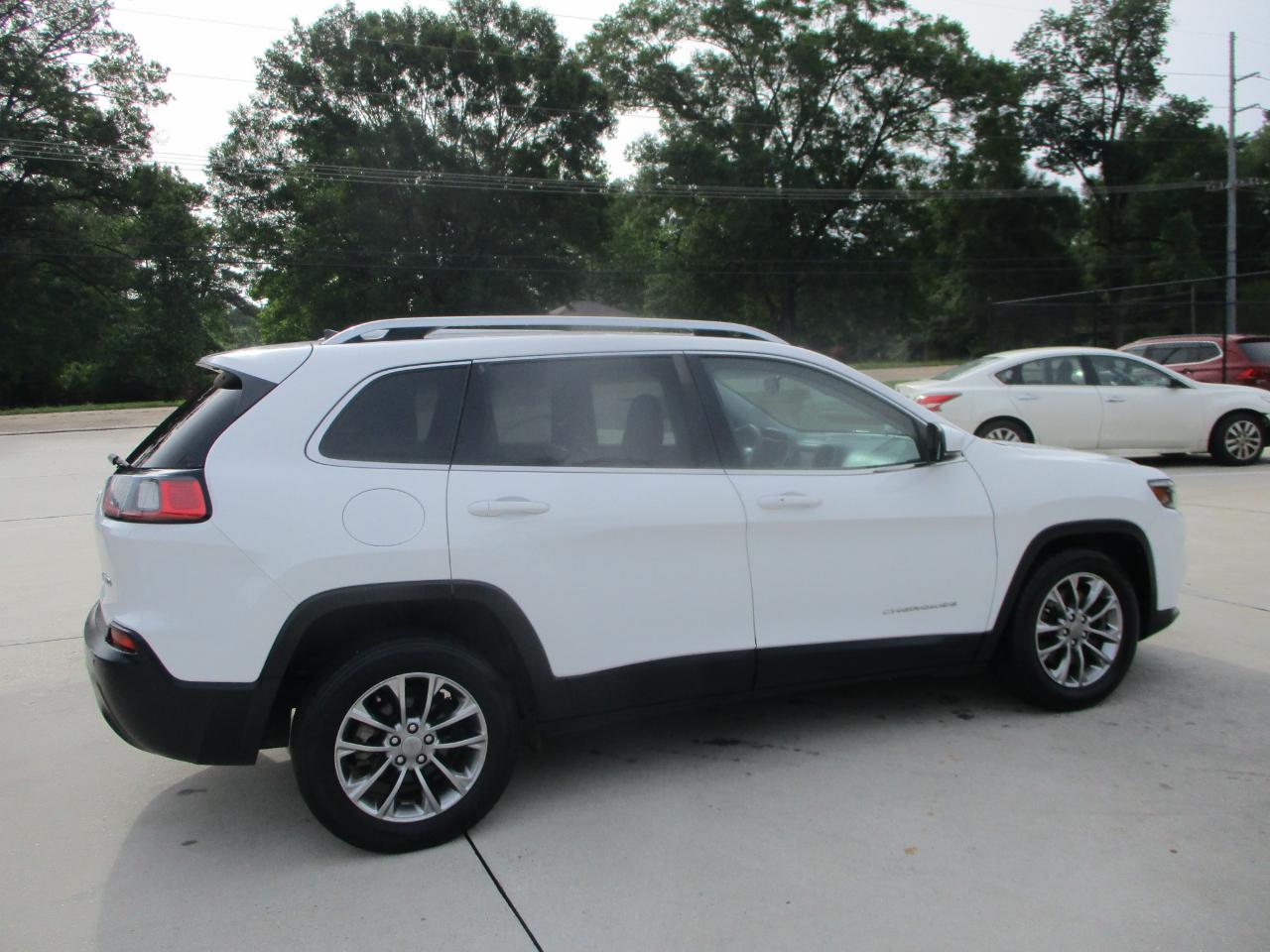 Jeep Cherokee Latitude Plus FWD 2020