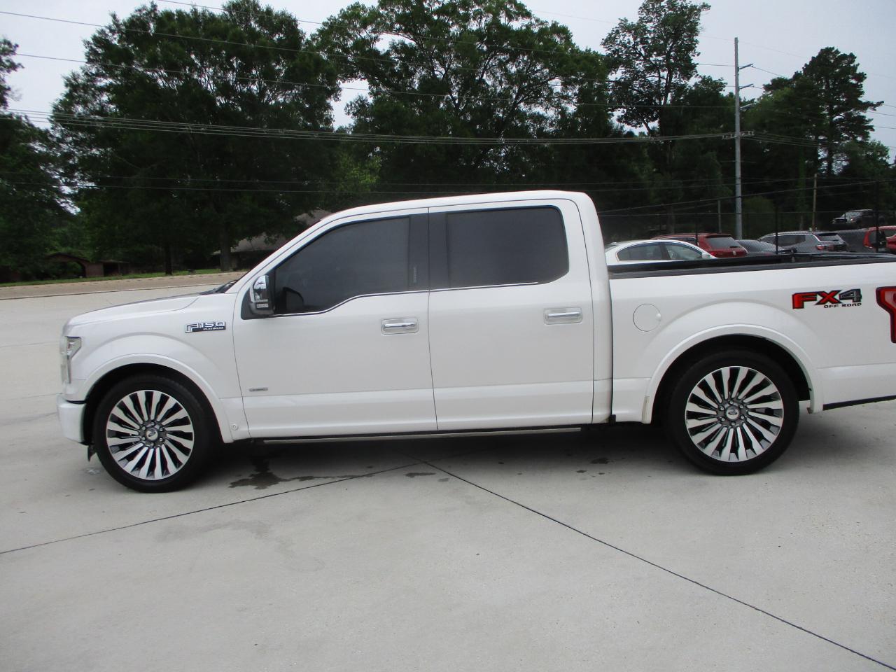 Ford F-150 Platinum SuperCrew 5.5-ft. Bed 4WD 2016
