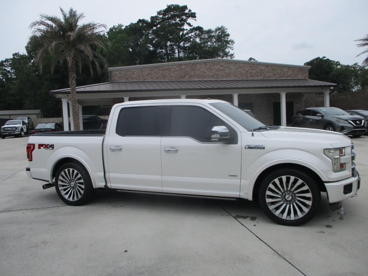 Ford F-150 Platinum SuperCrew 5.5-ft. Bed 4WD 2016