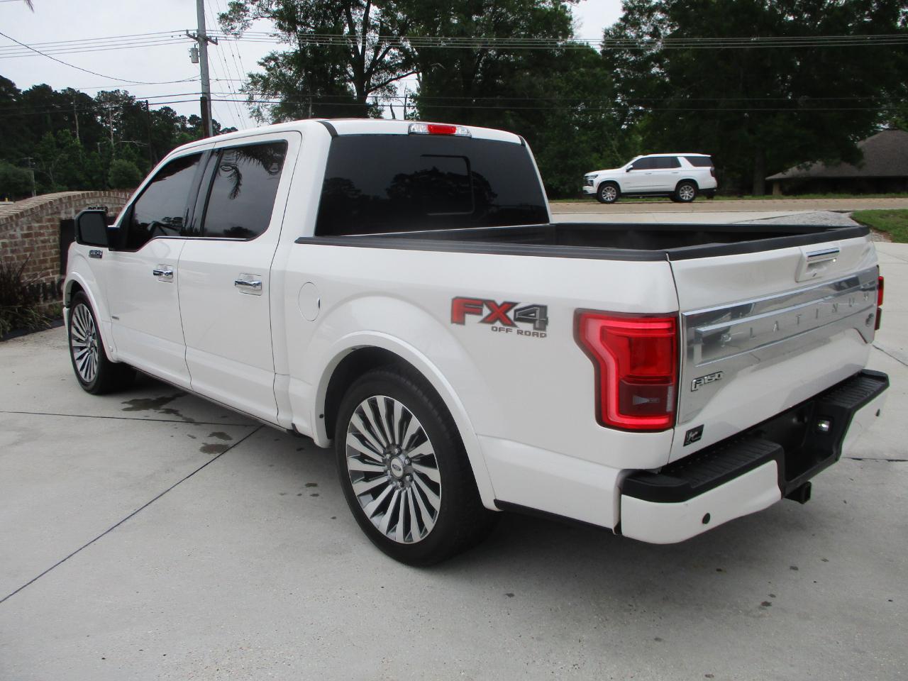 Ford F-150 Platinum SuperCrew 5.5-ft. Bed 4WD 2016