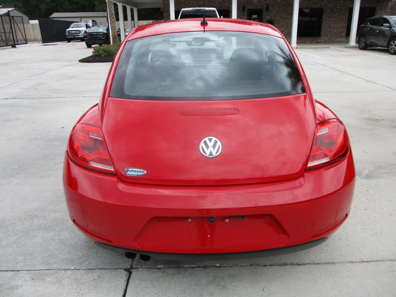 Volkswagen Beetle 1.8T Classic 2015