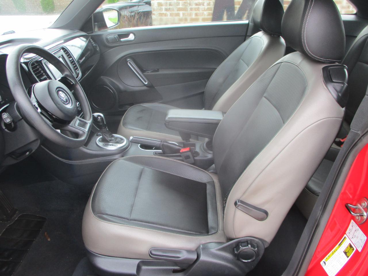 Volkswagen Beetle 1.8T Classic 2015
