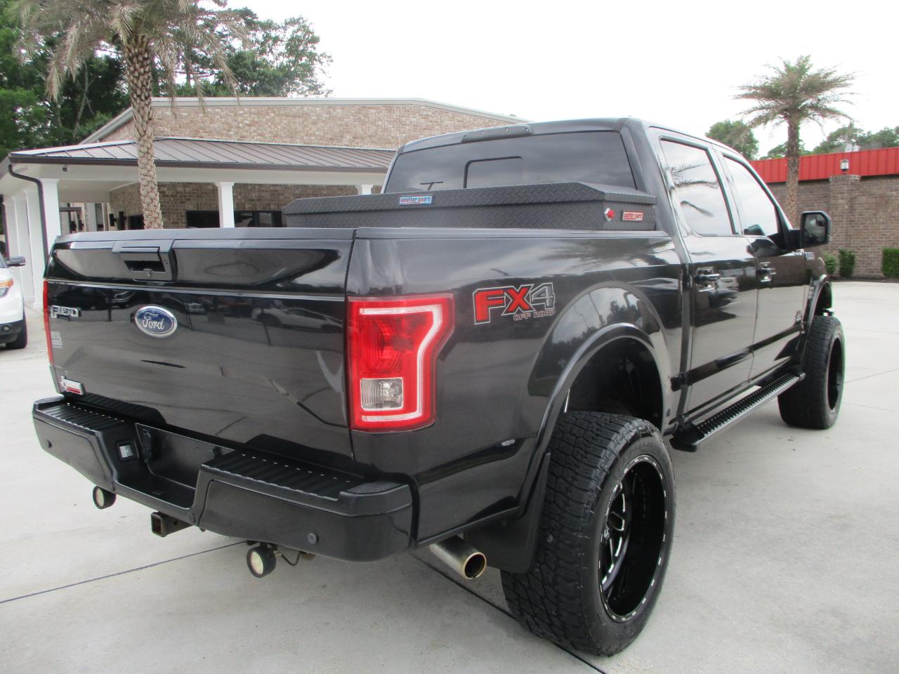 Ford F-150 Lariat SuperCrew 6.5-ft. Bed 4WD 2017