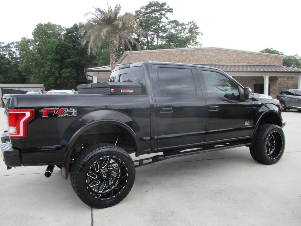 Ford F-150 Lariat SuperCrew 6.5-ft. Bed 4WD 2017