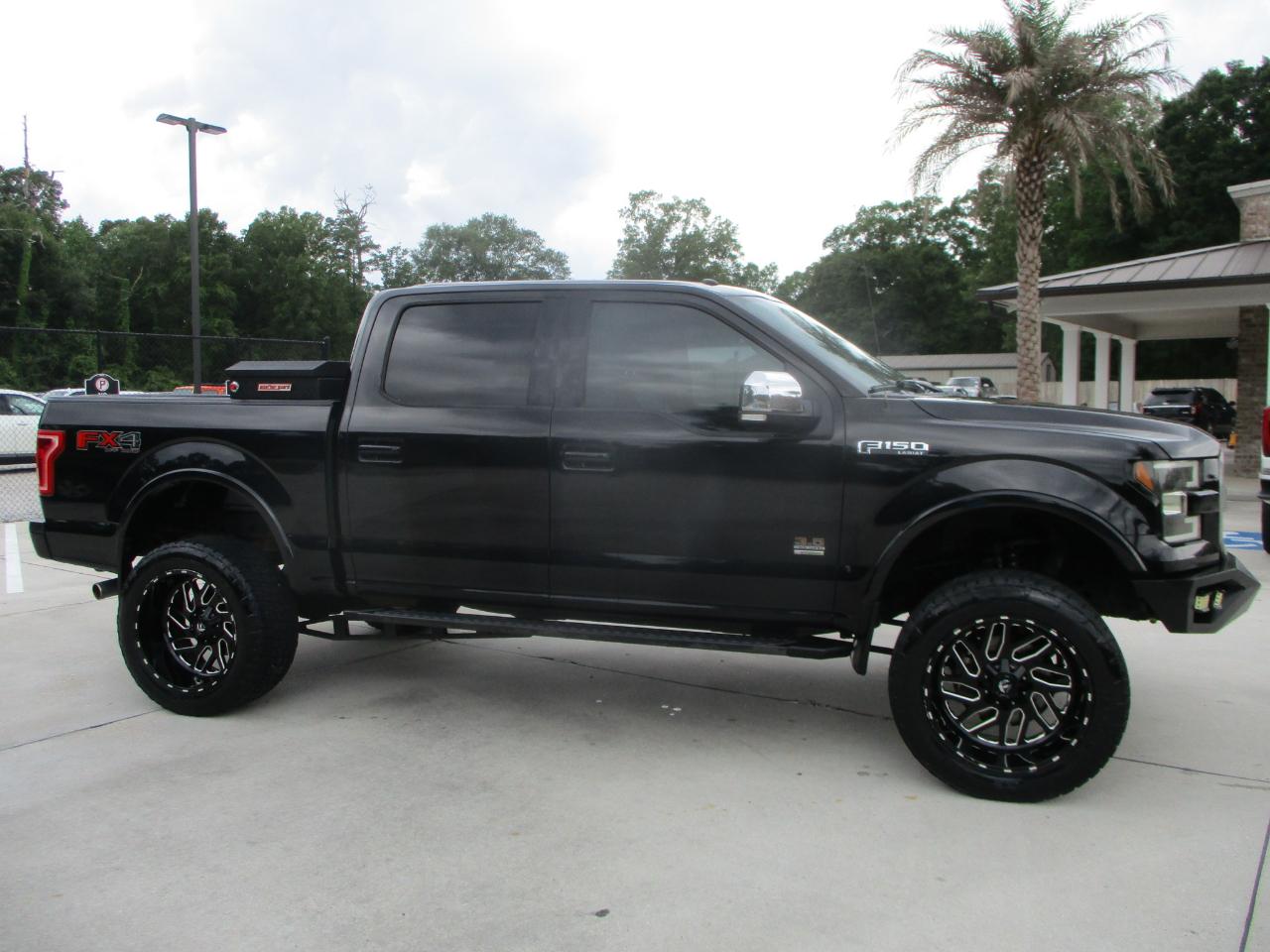 Ford F-150 Lariat SuperCrew 6.5-ft. Bed 4WD 2017