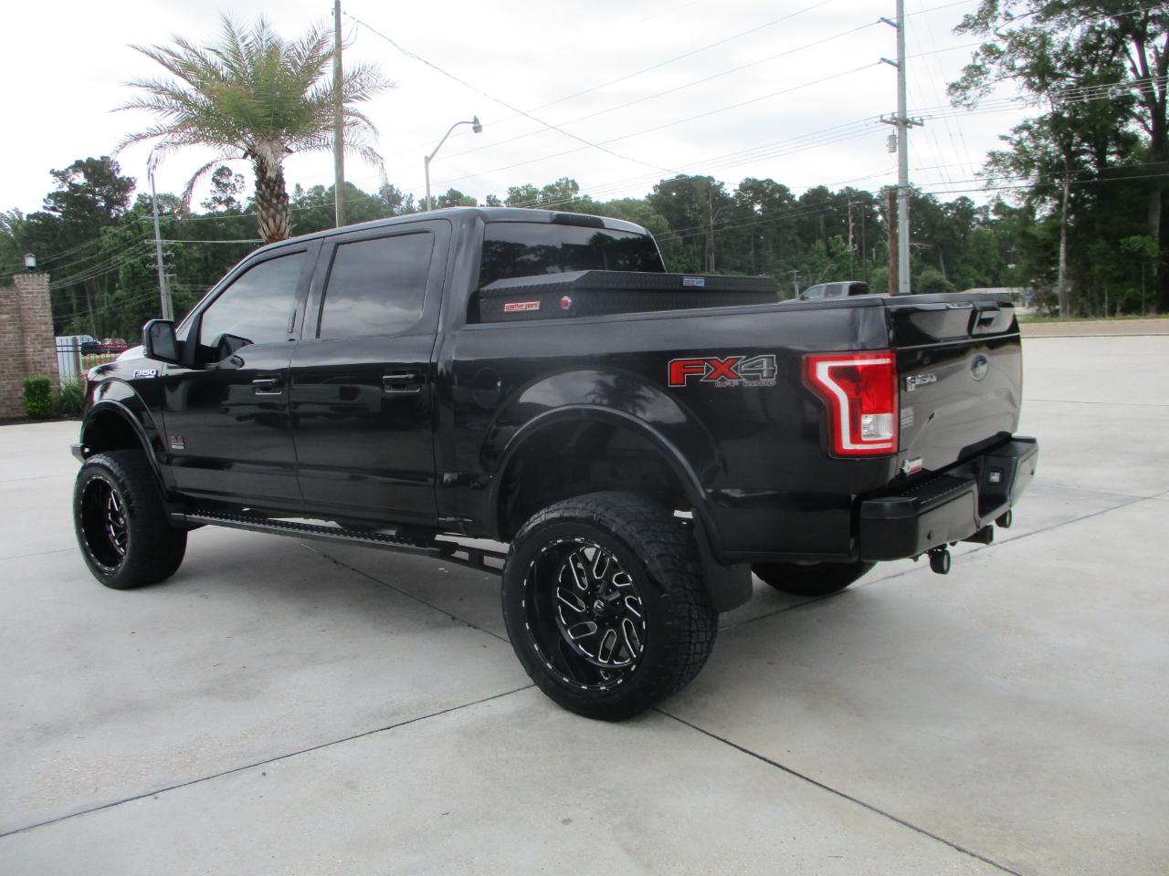Ford F-150 Lariat SuperCrew 6.5-ft. Bed 4WD 2017