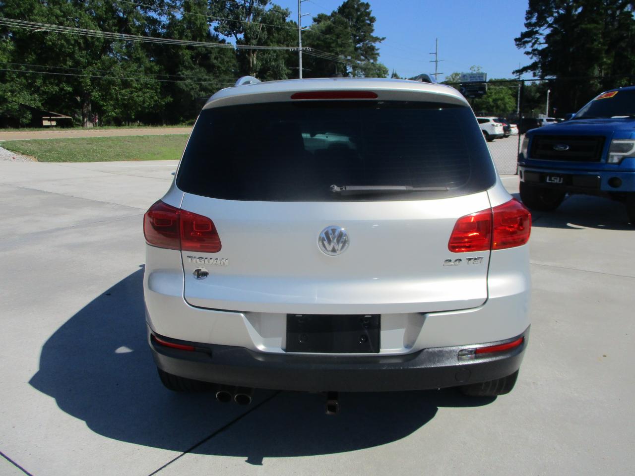 Volkswagen Tiguan S 2013