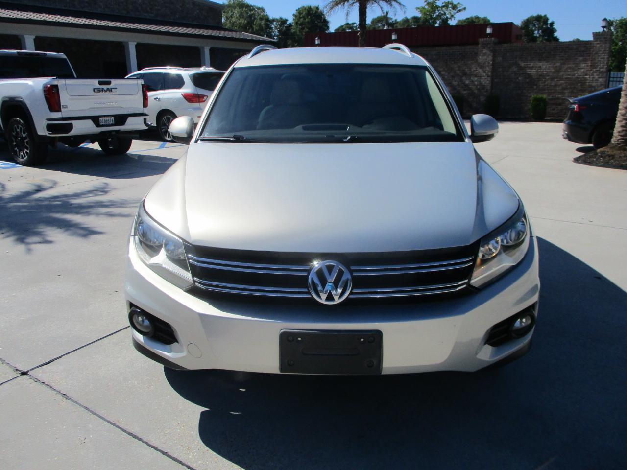 Volkswagen Tiguan S 2013