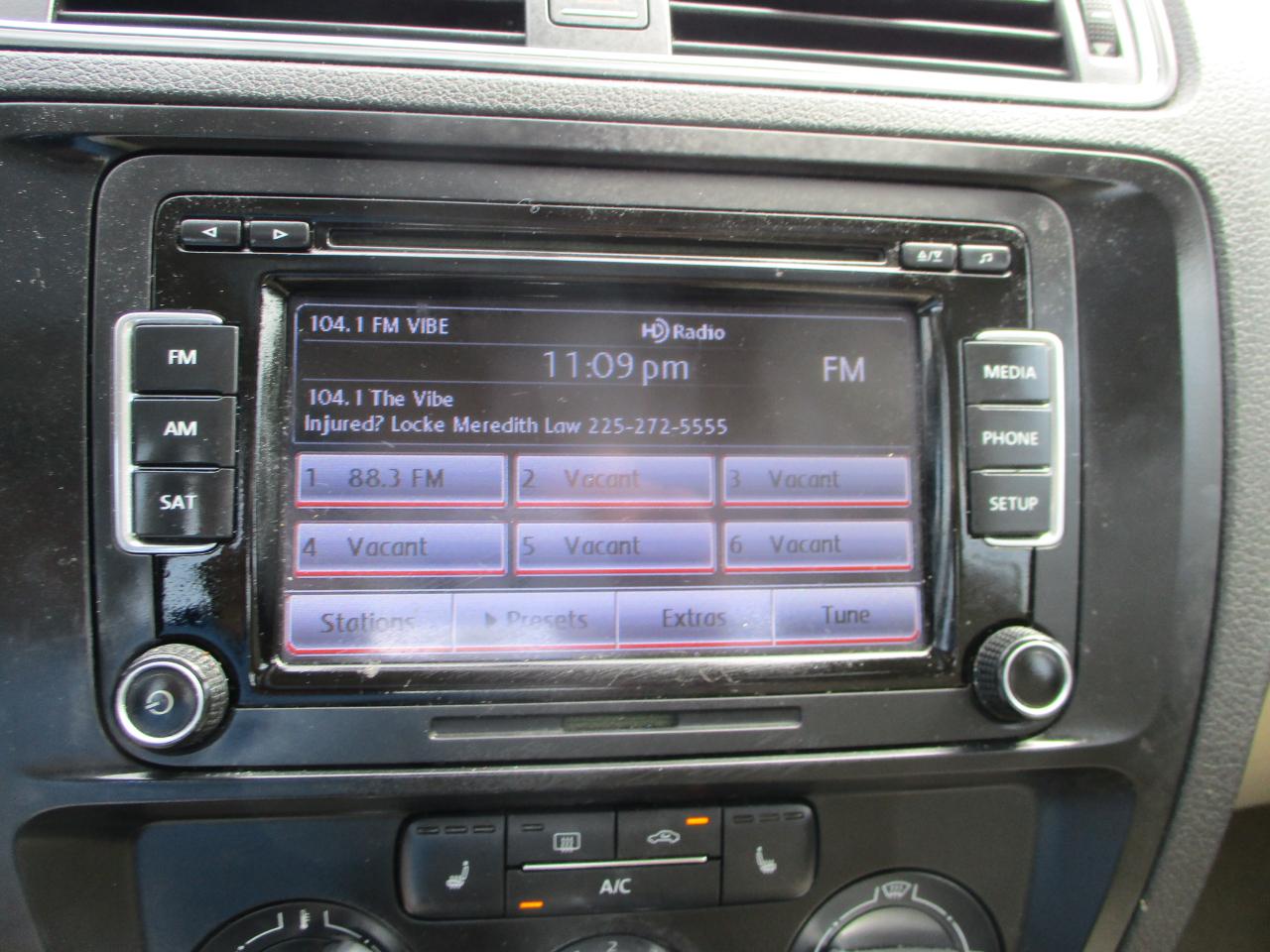 Volkswagen Jetta SE 6A 2015