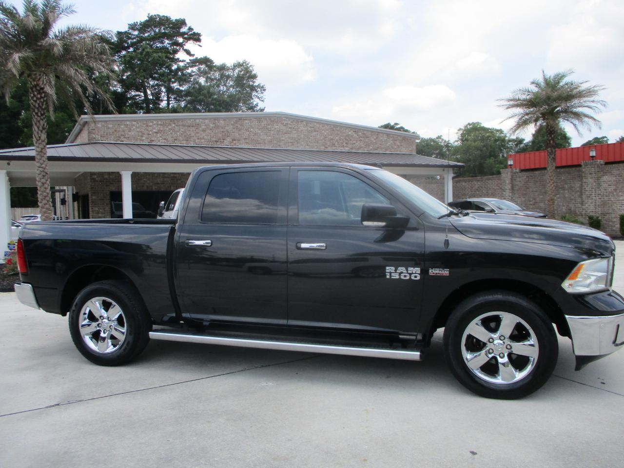 RAM 1500 2WD Crew Cab 140.5" Big Horn 2017