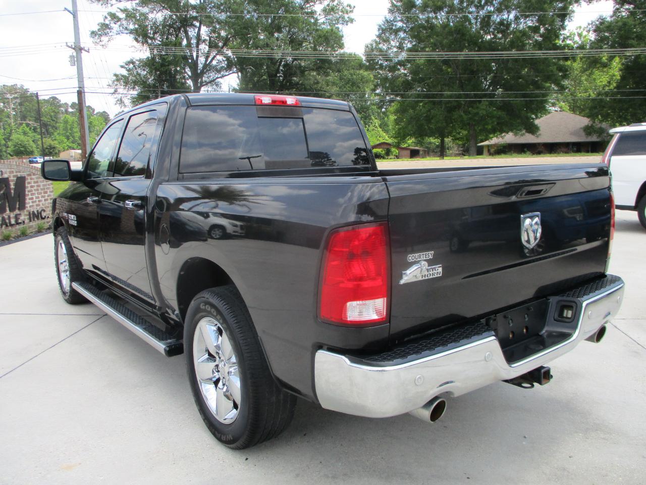RAM 1500 2WD Crew Cab 140.5" Big Horn 2017
