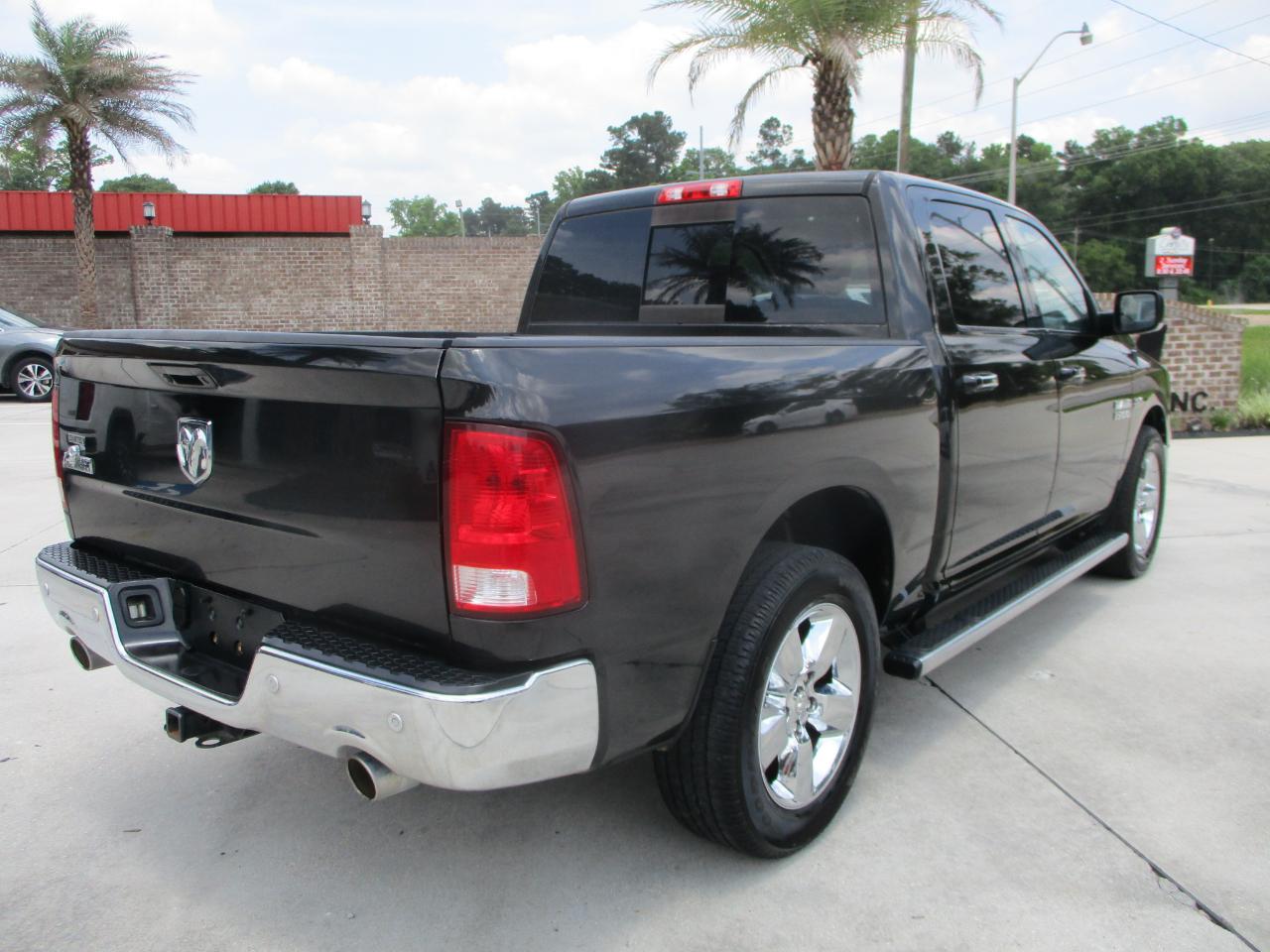 RAM 1500 2WD Crew Cab 140.5" Big Horn 2017