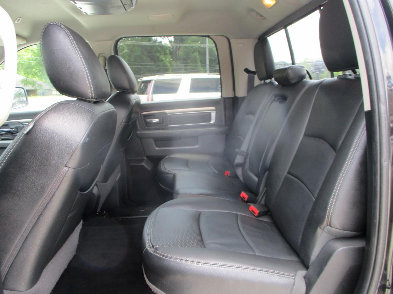 RAM 1500 2WD Crew Cab 140.5" Big Horn 2017