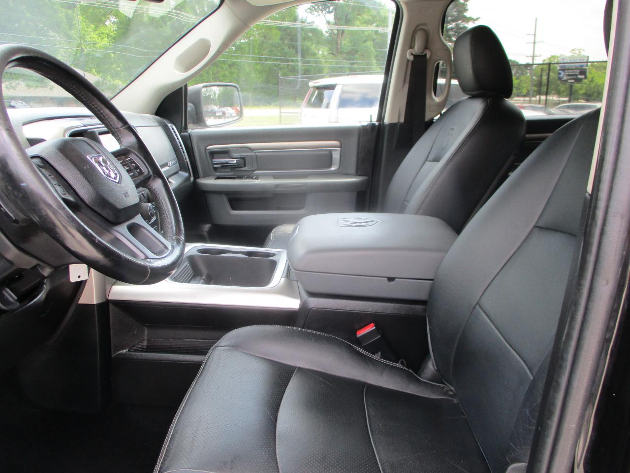 RAM 1500 2WD Crew Cab 140.5" Big Horn 2017