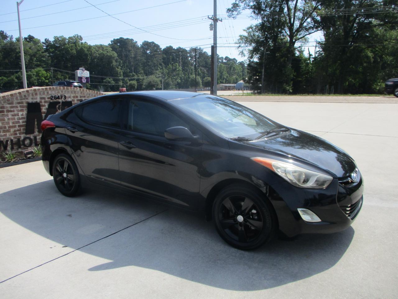 Hyundai Elantra GLS M/T 2013