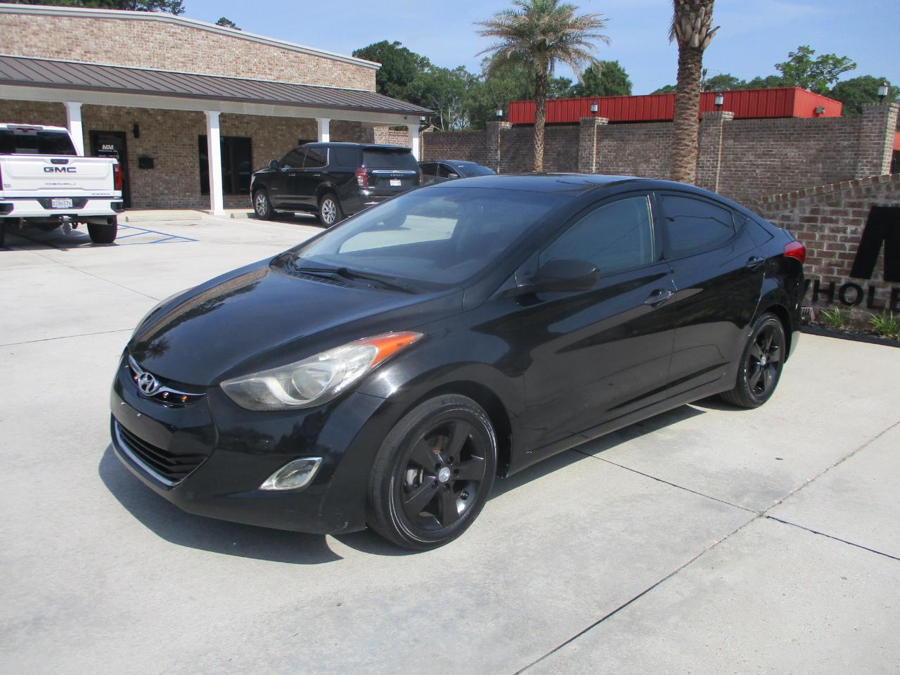 Hyundai Elantra GLS M/T 2013