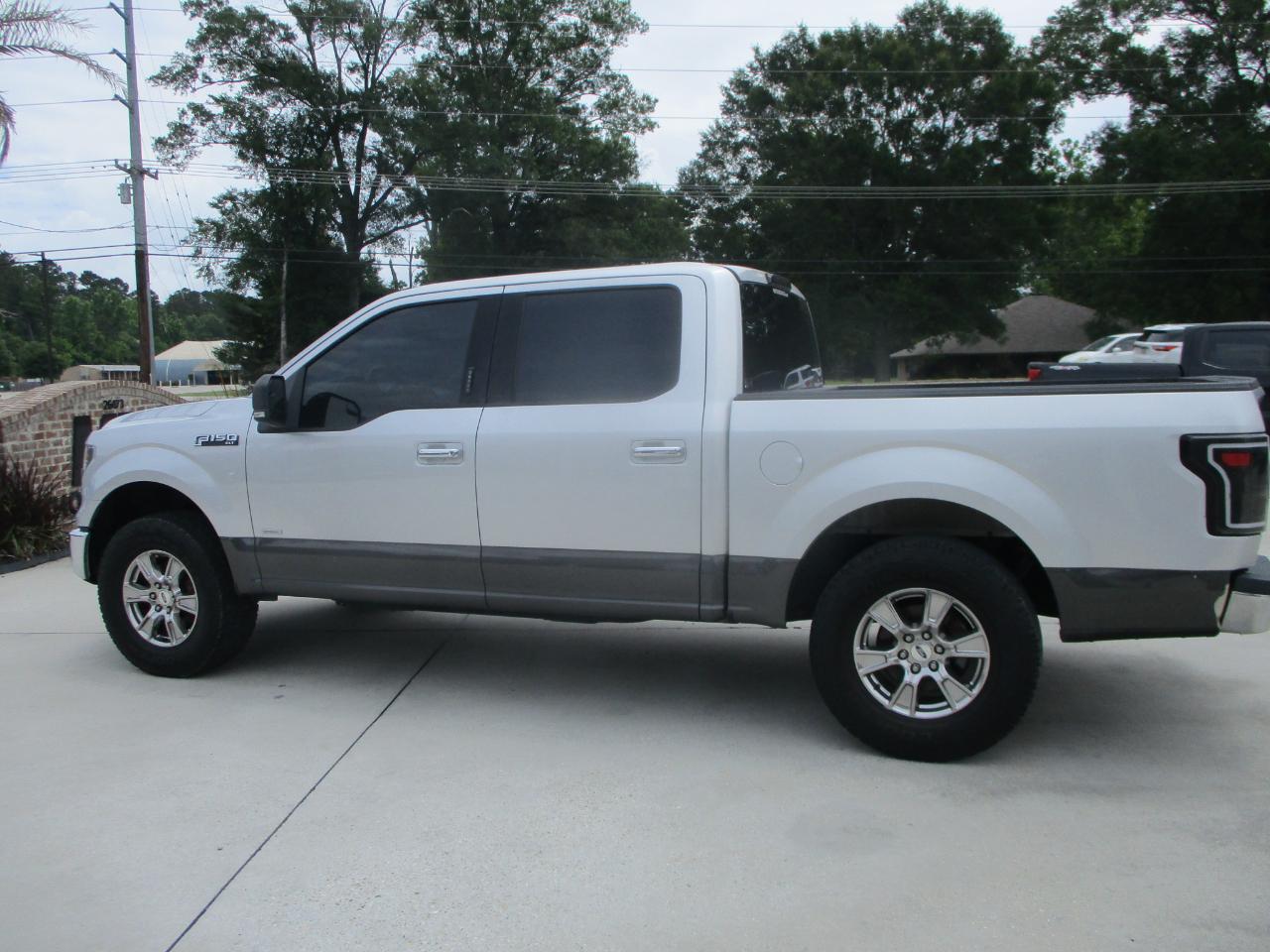 Ford F-150 XLT SuperCrew 5.5-ft. Bed 2WD 2015