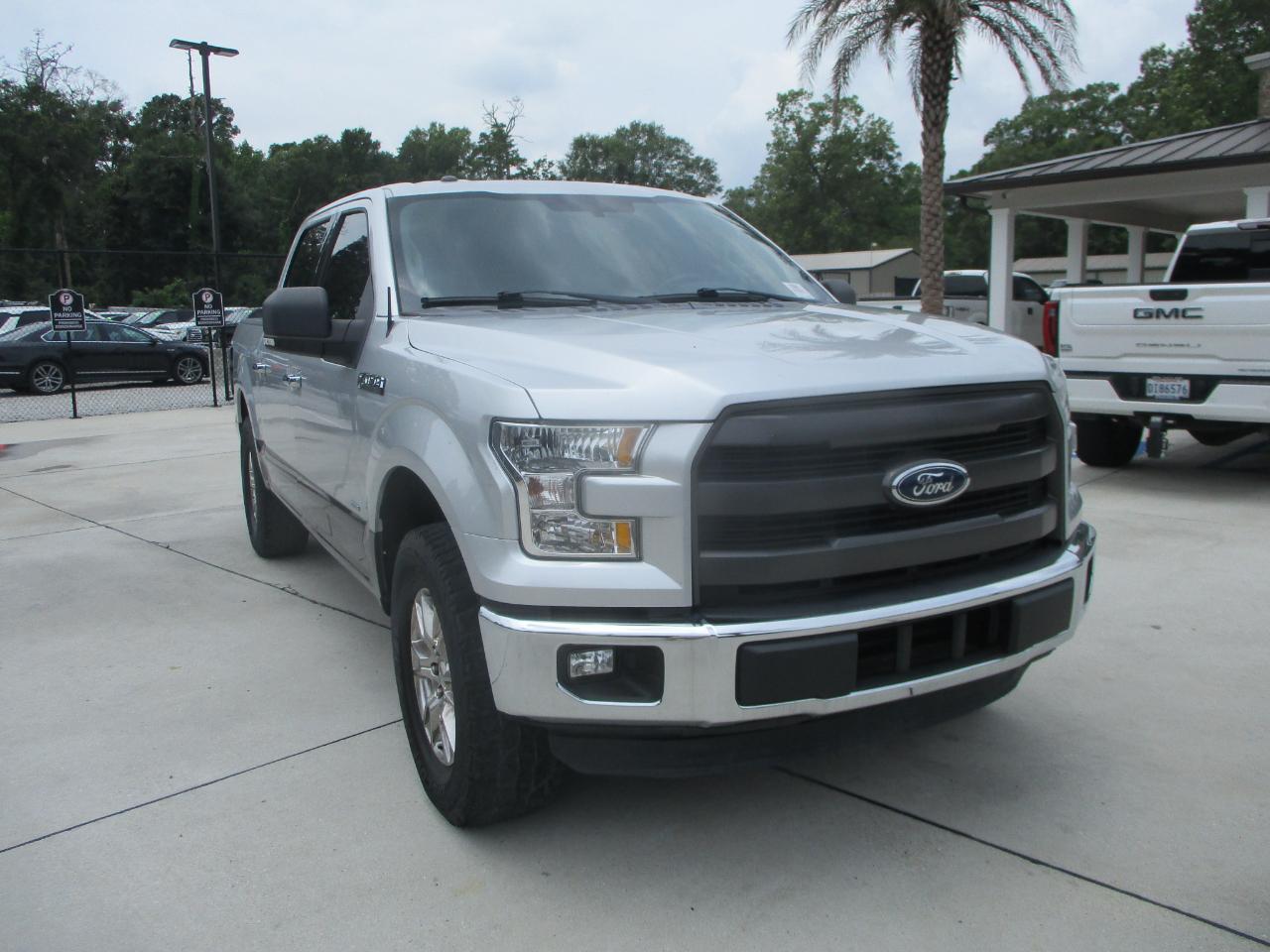 Ford F-150 XLT SuperCrew 5.5-ft. Bed 2WD 2015