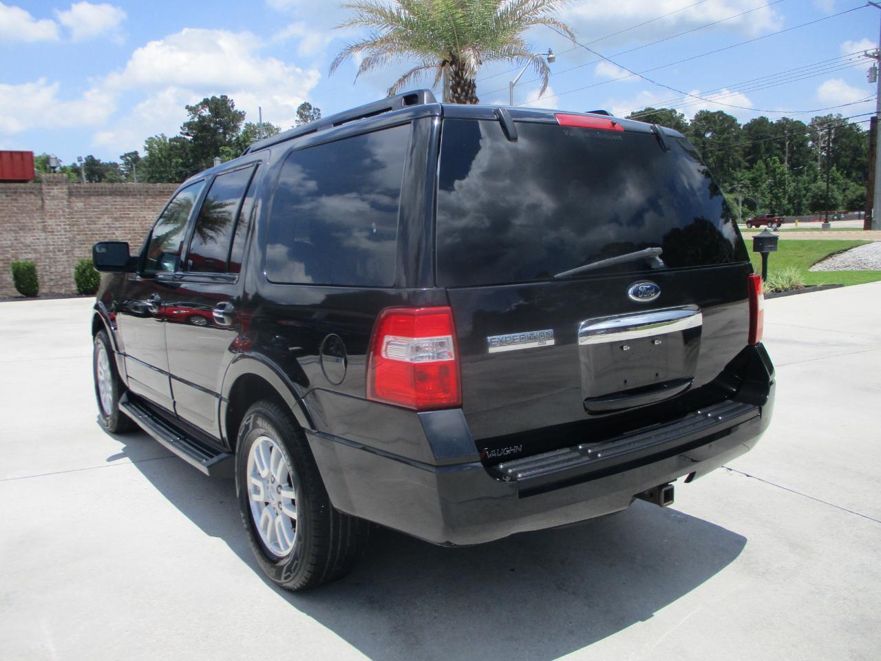 Ford Expedition XLT 2014
