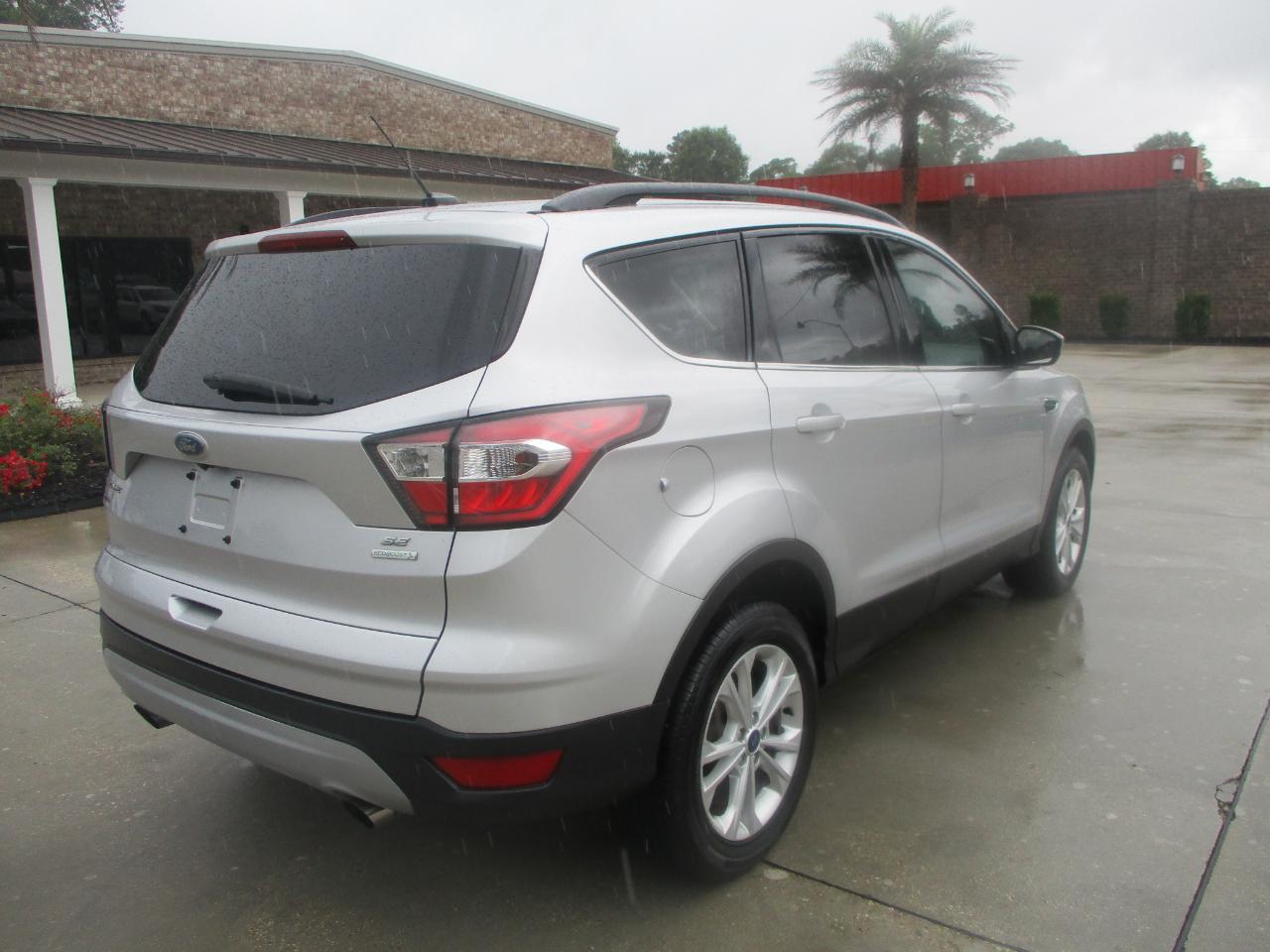 Ford Escape SE FWD 2017
