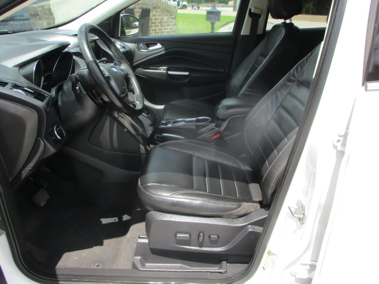 Ford Escape Titanium FWD 2014