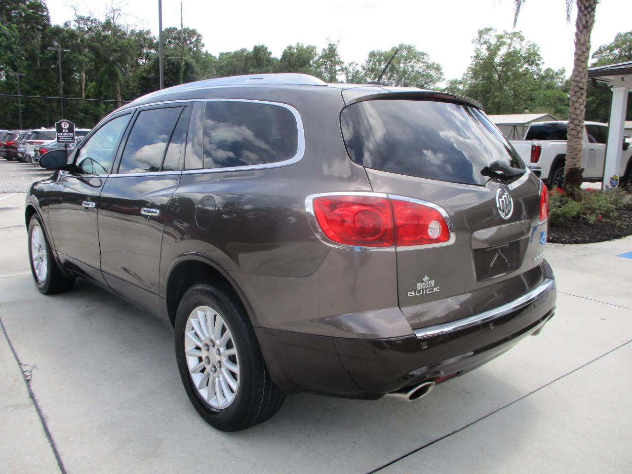 Buick Enclave Leather FWD 2012