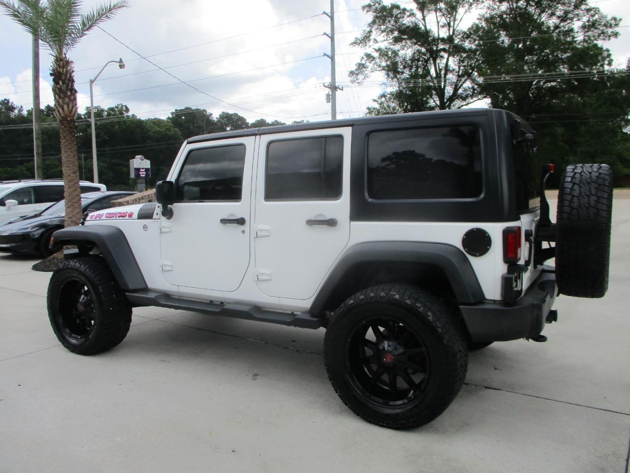 Jeep Wrangler Unlimited 4WD 4dr Sport 2016