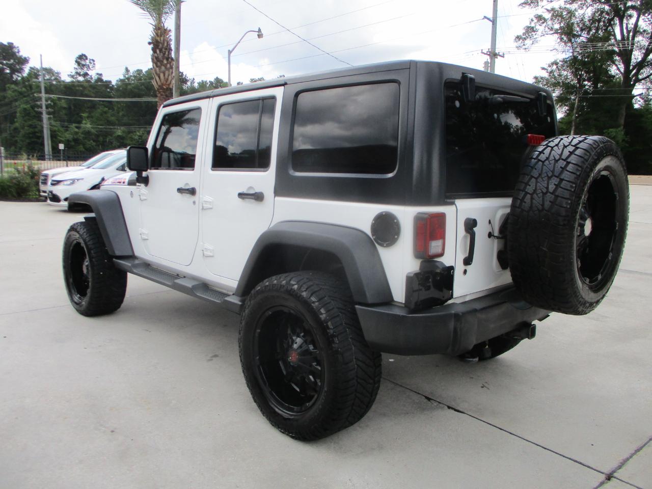 Jeep Wrangler Unlimited 4WD 4dr Sport 2016