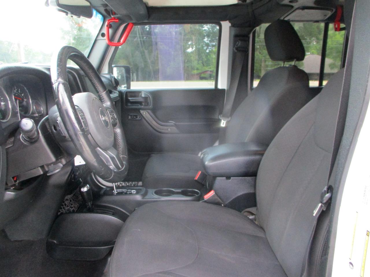 Jeep Wrangler Unlimited 4WD 4dr Sport 2016
