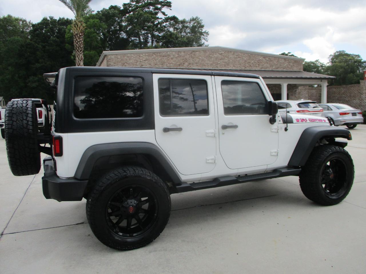 Jeep Wrangler Unlimited 4WD 4dr Sport 2016