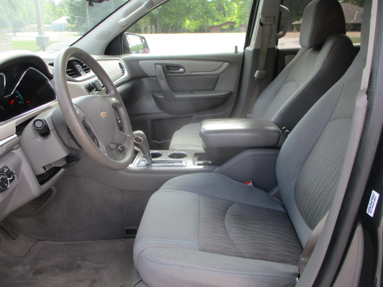 Chevrolet Traverse FWD 4dr LS 2014