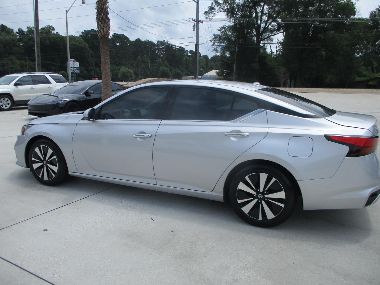 Nissan Altima 2.5 SL Sedan 2020