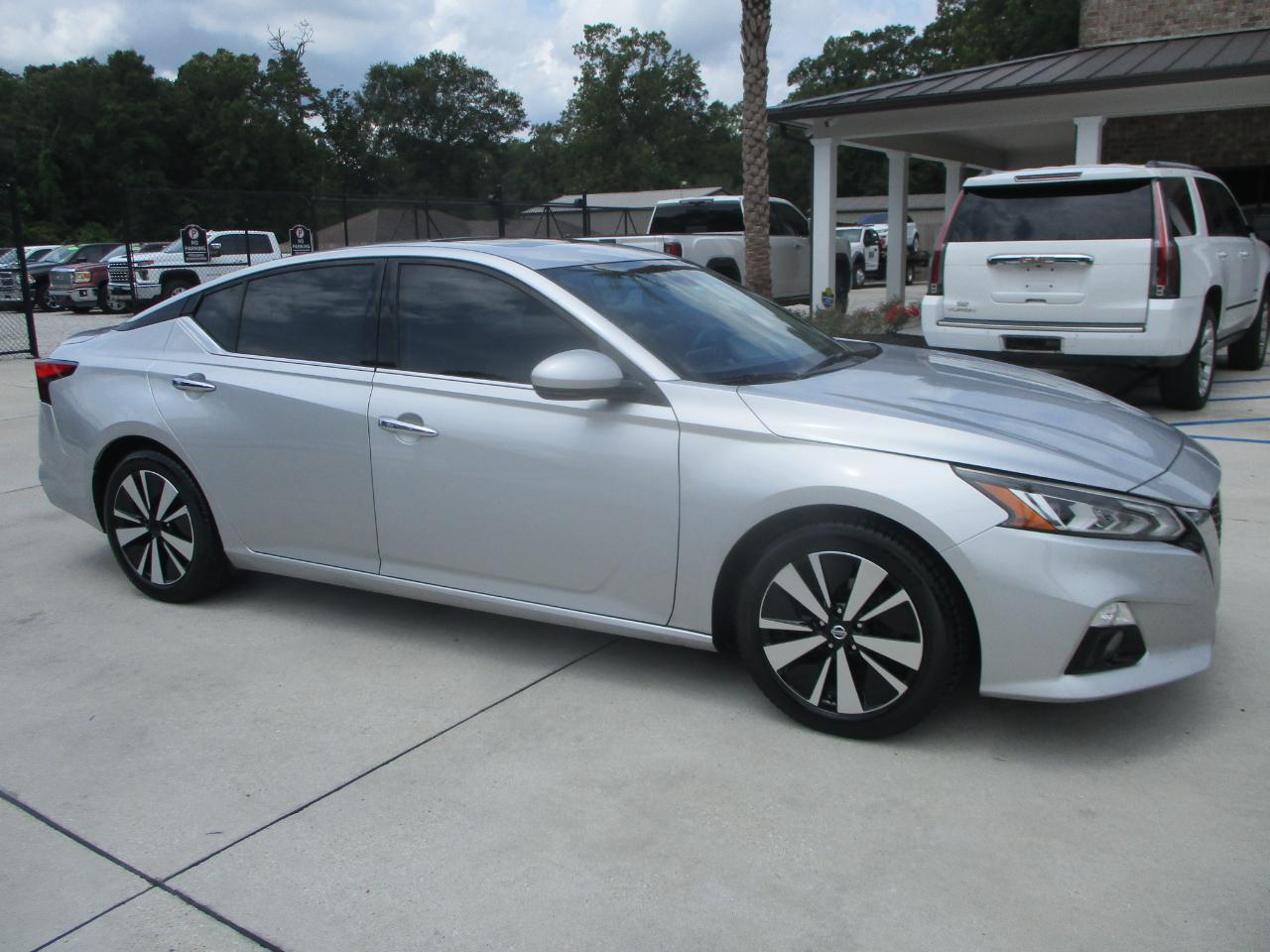 Nissan Altima 2.5 SL Sedan 2020