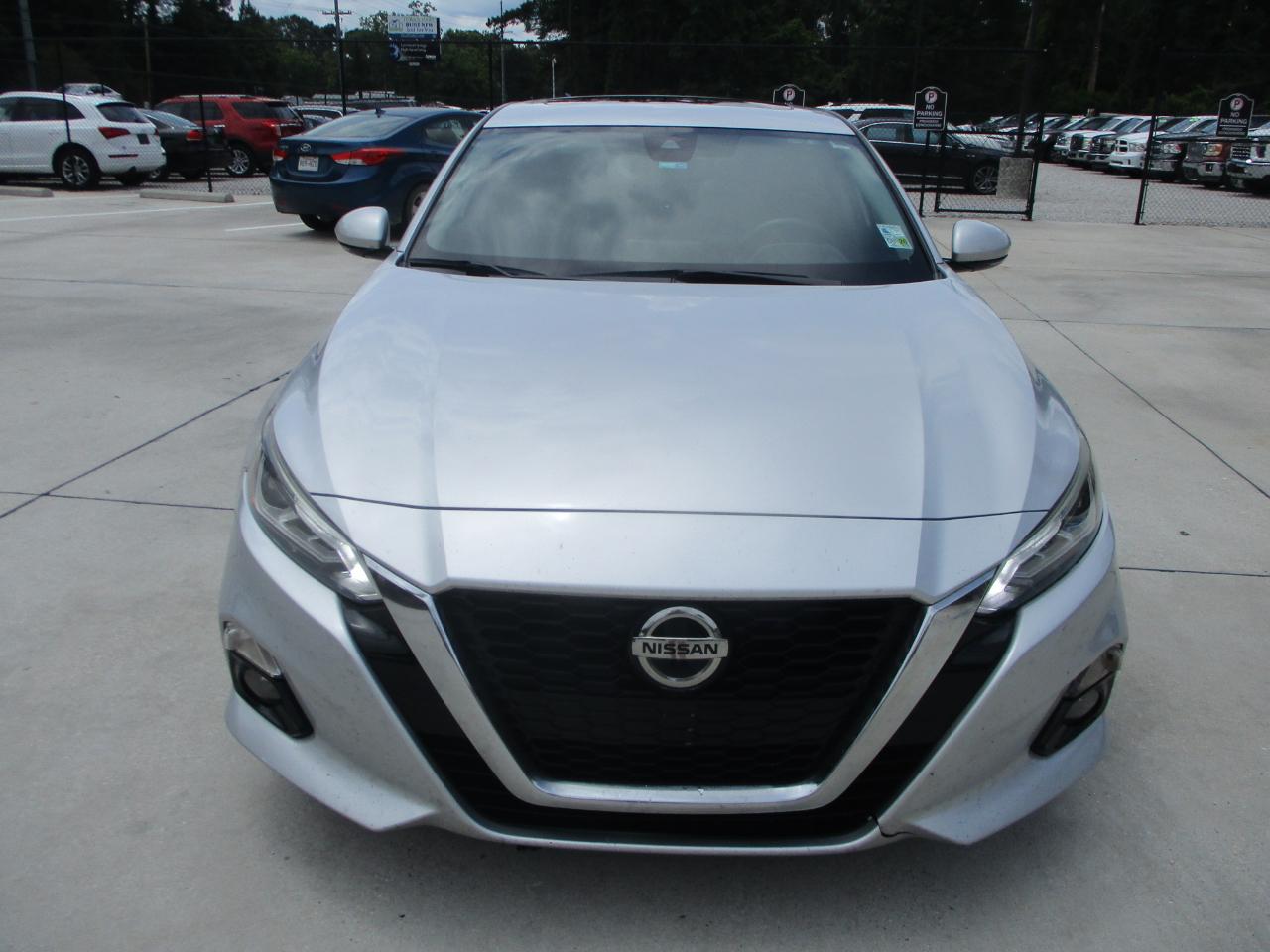 Nissan Altima 2.5 SL Sedan 2020