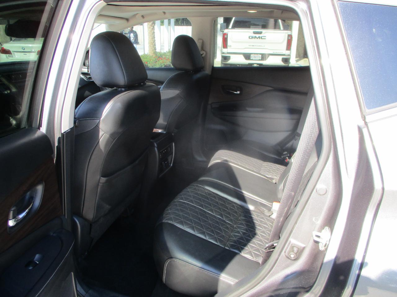 Nissan Murano FWD Platinum 2019