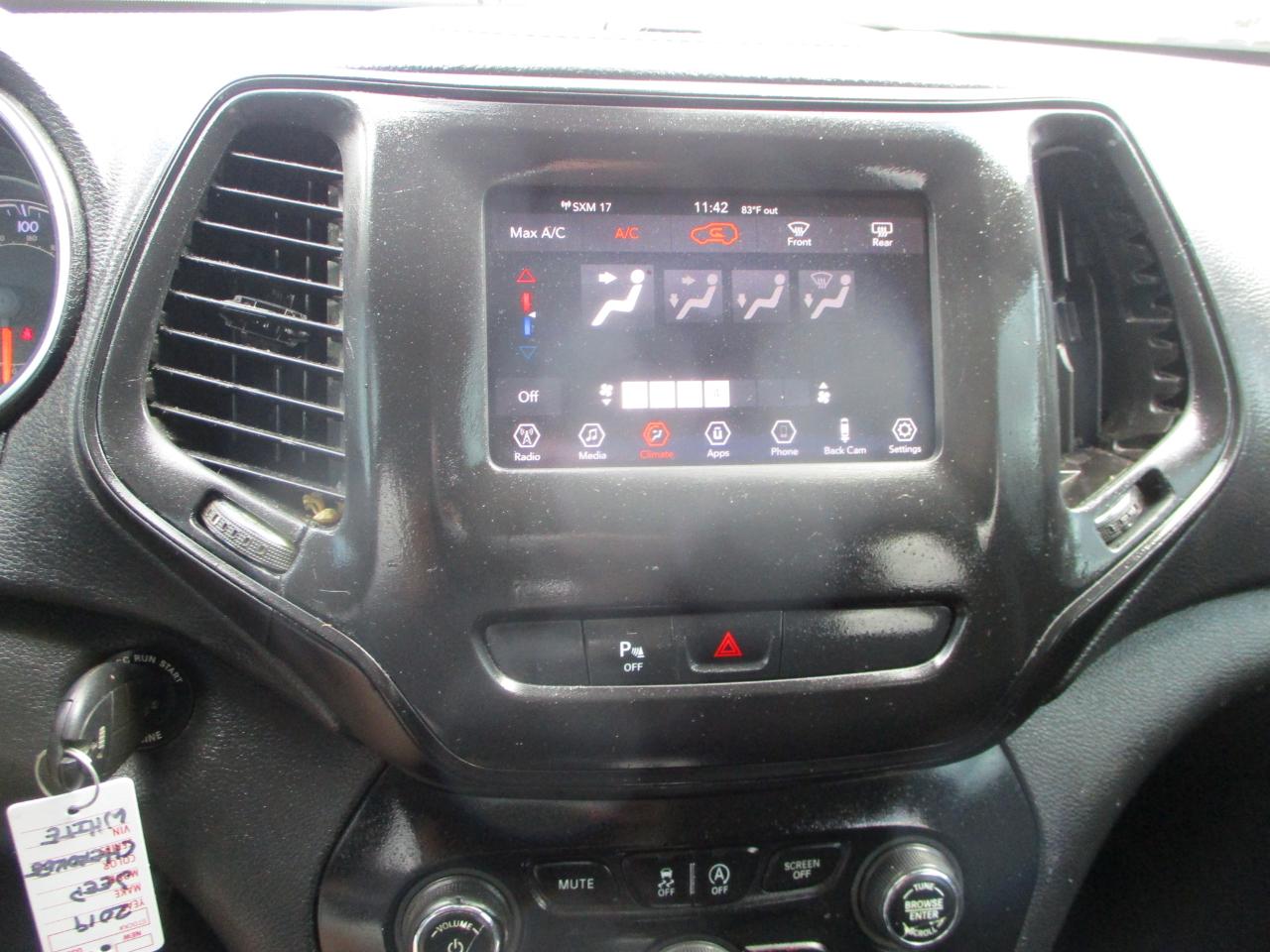 Jeep Cherokee Latitude FWD 2019