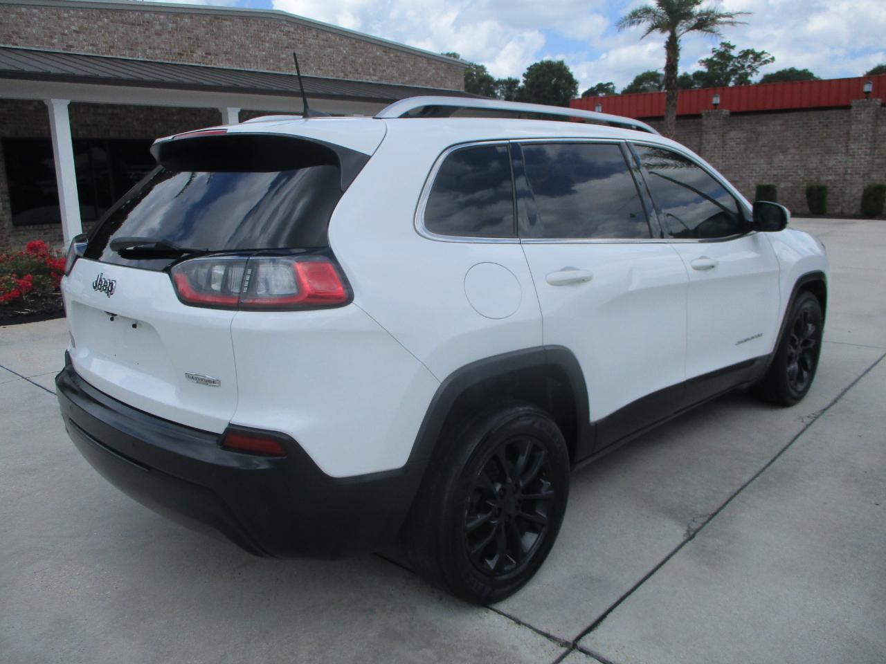 Jeep Cherokee Latitude FWD 2019