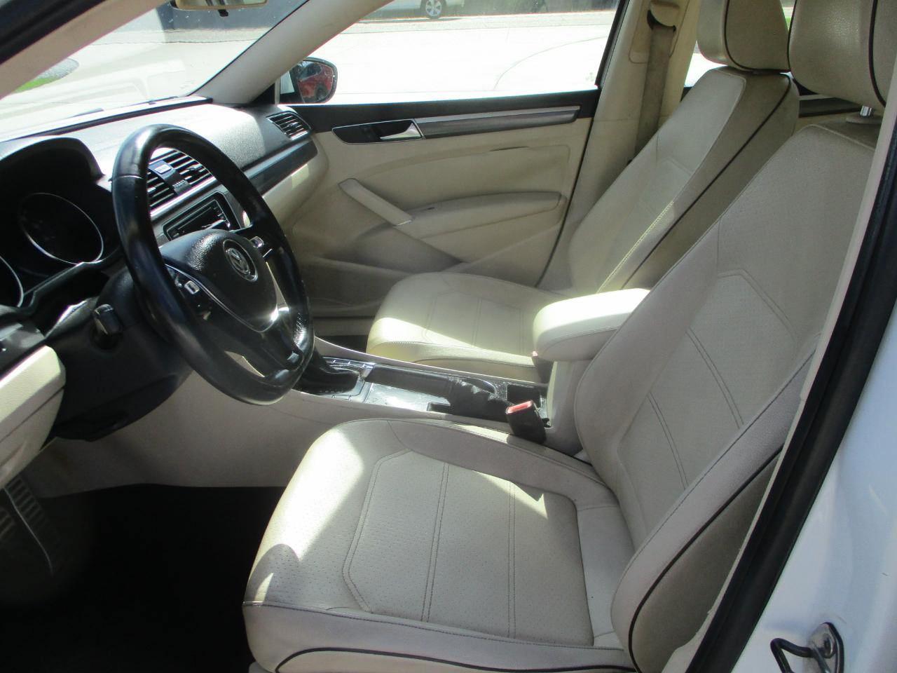 Volkswagen Passat R-Line Auto 2018