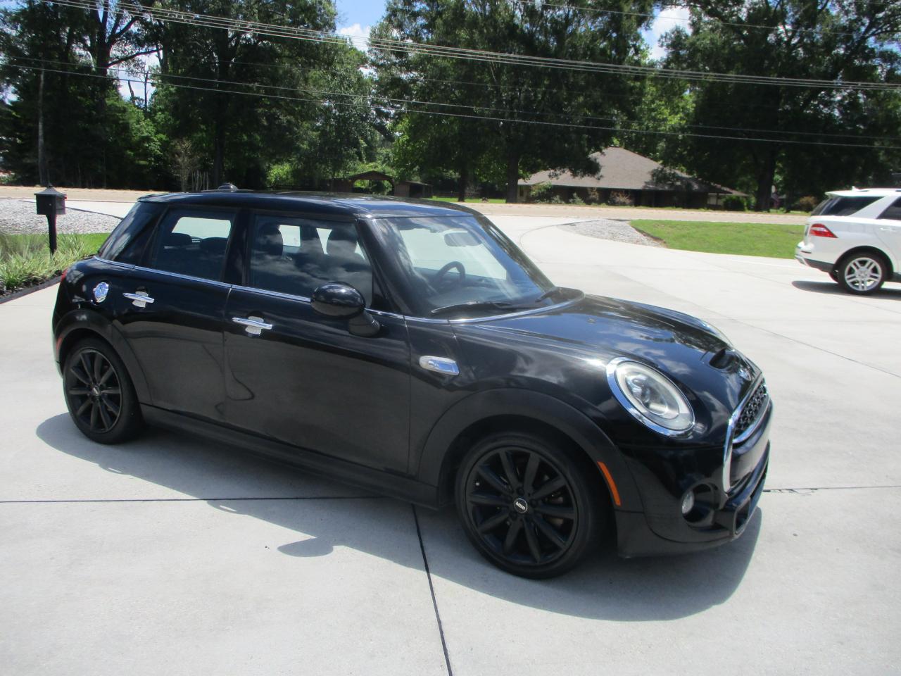 MINI Cooper Hardtop 4 Door 4dr HB S 2016